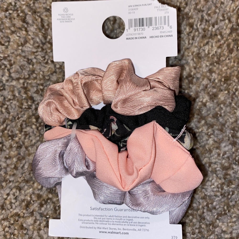Scrunchie Pack - Picture 2 of 2